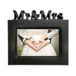 Mr and Mrs 6" x 4" photo frame gift for wedding couple Black