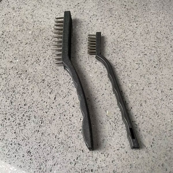 2 Wire Brush Set Steel Wire Brushes Large Brush Small Brush Cleaning Brushes
