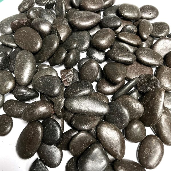 Small Black Decorative Stones Pebbles Table Decoration Craft Vase Garden Rocks Polished Smooth Close